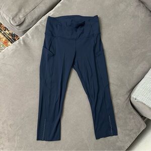 LULULEMON Fast Free Crop II Nulux 19" Reflective Leggings Blue Size 6